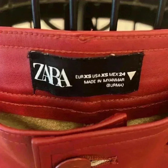 Zara Faux Leather Pants with Zippered Ankles-Sz XS - Picture 4 of 5